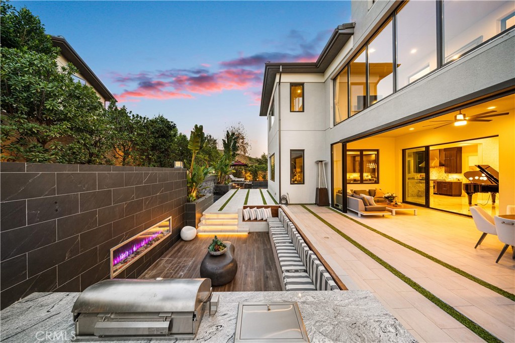 83 Lunar Irvine, CA 92618 - Photo 8 of 75 a view of an outdoor space with seating area