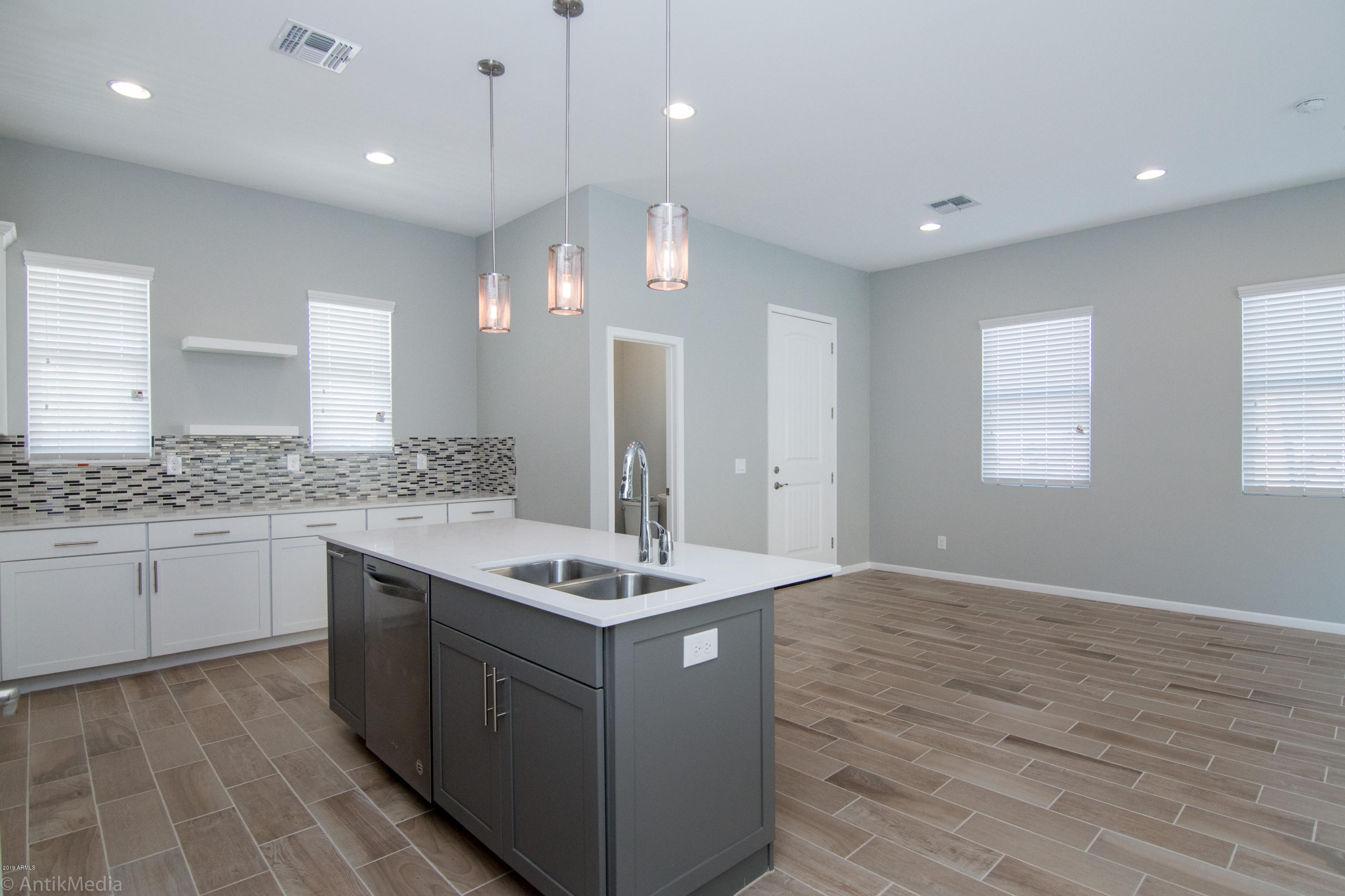 734 East Calavar Road Phoenix, AZ 85022 - Photo 1 of 15 Kitchen area