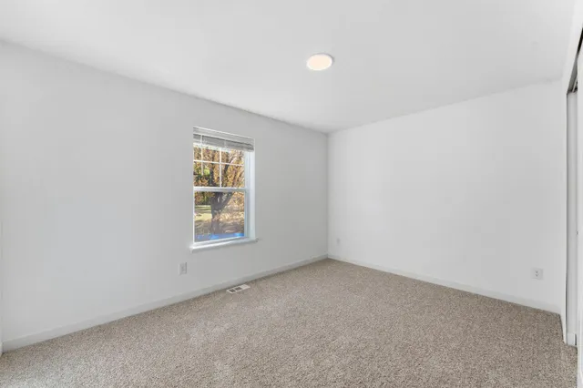 $402,125 | 10518 Harbor Lane North, Maple Grove, MN 55369