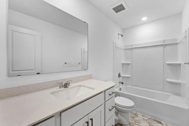 $402,125 | 10518 Harbor Lane North, Maple Grove, MN 55369