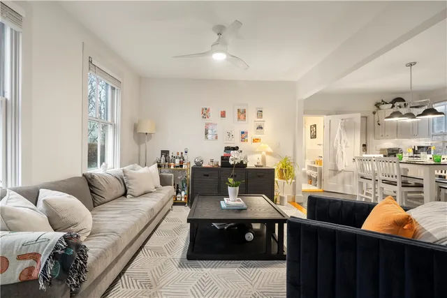 $4,000 | 33 Marsh Street, Newport, RI 02840