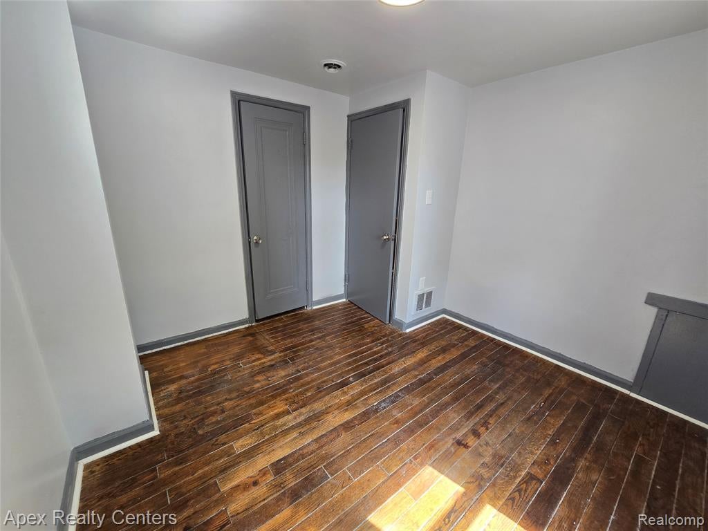 7671 Evergreen Road Detroit, MI 48228 - Photo 34 of 37 Gallery Image 34