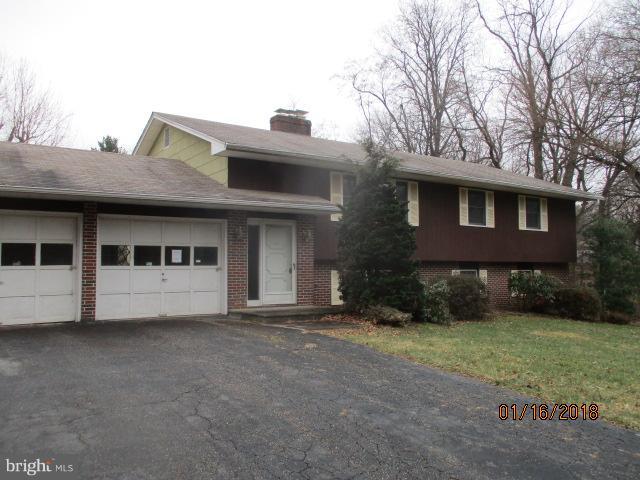 1902 Oakmont Road Fallston, MD 21047 - Photo 1 of 8 Exterior (Front)