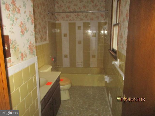 1902 Oakmont Road Fallston, MD 21047 - Photo 5 of 8 Bath