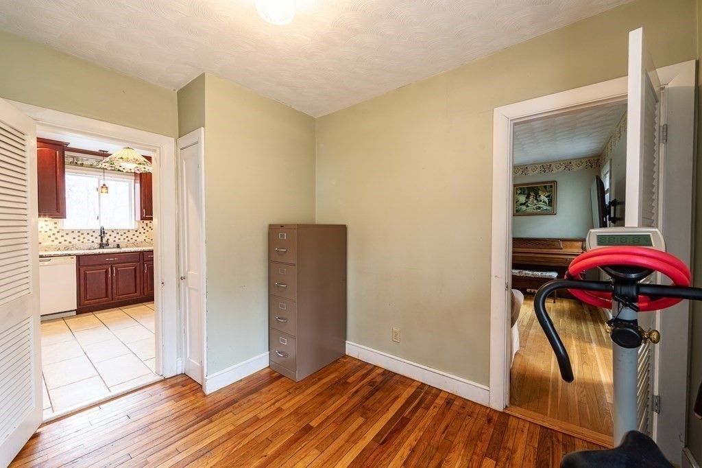58 Colburn Road Reading, MA 01867 - Photo 33 of 42 Gallery Image 33