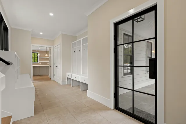 $3,750,000 | 317 Park Street, New Canaan, CT 06840