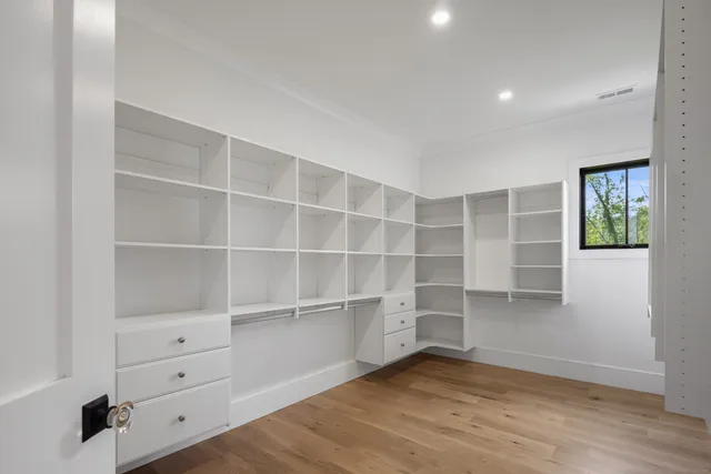 $3,750,000 | 317 Park Street, New Canaan, CT 06840