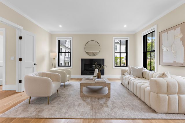 $3,750,000 | 317 Park Street, New Canaan, CT 06840