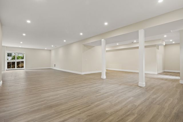 $3,750,000 | 317 Park Street, New Canaan, CT 06840