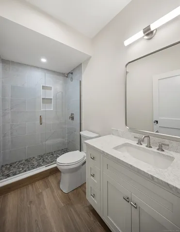 $3,750,000 | 317 Park Street, New Canaan, CT 06840