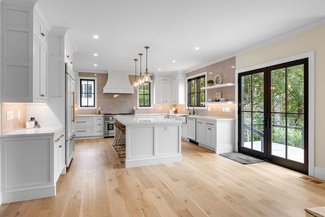 $3,750,000 | 317 Park Street, New Canaan, CT 06840