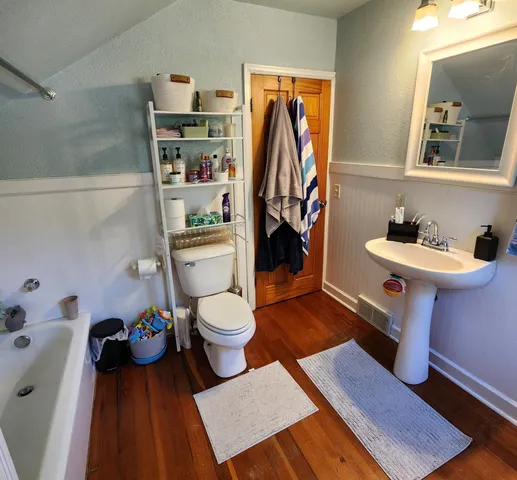 $179,900 | 508 Dupont Avenue Northeast, Renville, MN 56284