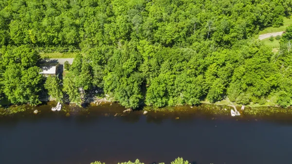 $129,000 | 10 Great Moose Drive, Hartland, ME 04943