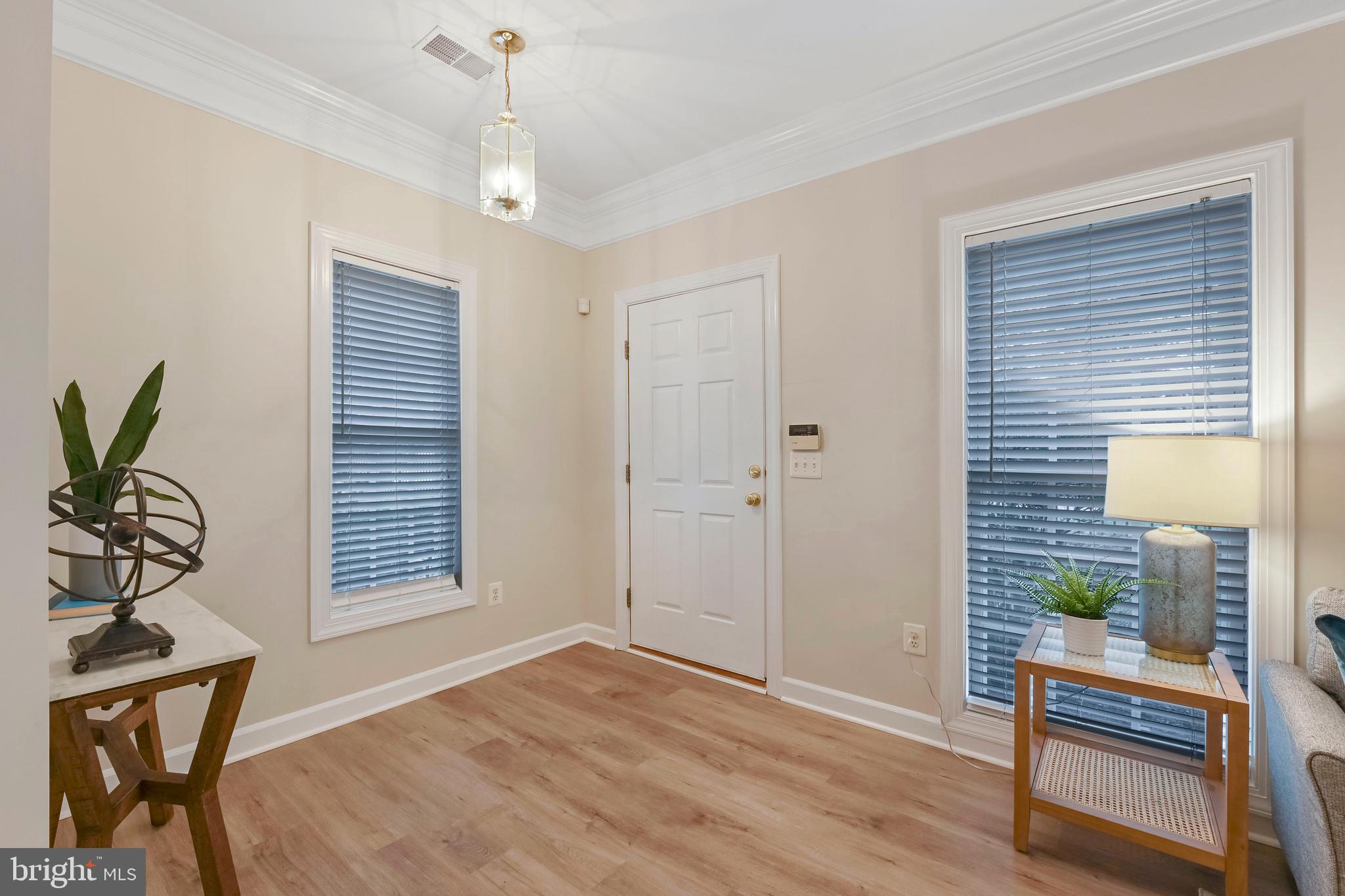 300 Hamlet Circle Edgewater, MD 21037 - Photo 3 of 25 Gallery Image 3