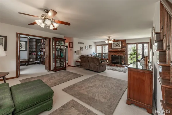 $430,000 | 7916 Lyle Lane, Dittmer, MO 63023