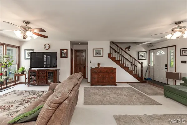 $430,000 | 7916 Lyle Lane, Dittmer, MO 63023