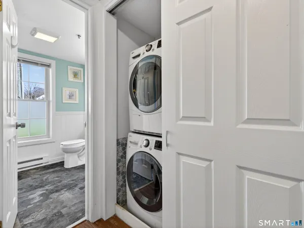 $174,900 | 82 Sunset Street, Unit 68, Waterford, CT 06385