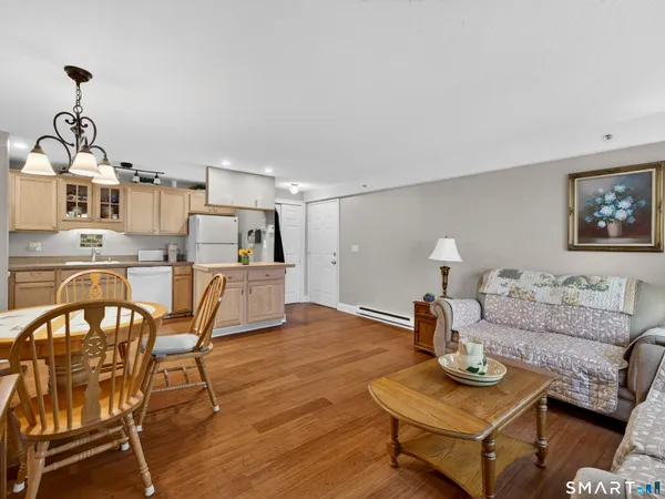 $174,900 | 82 Sunset Street, Unit 68, Waterford, CT 06385