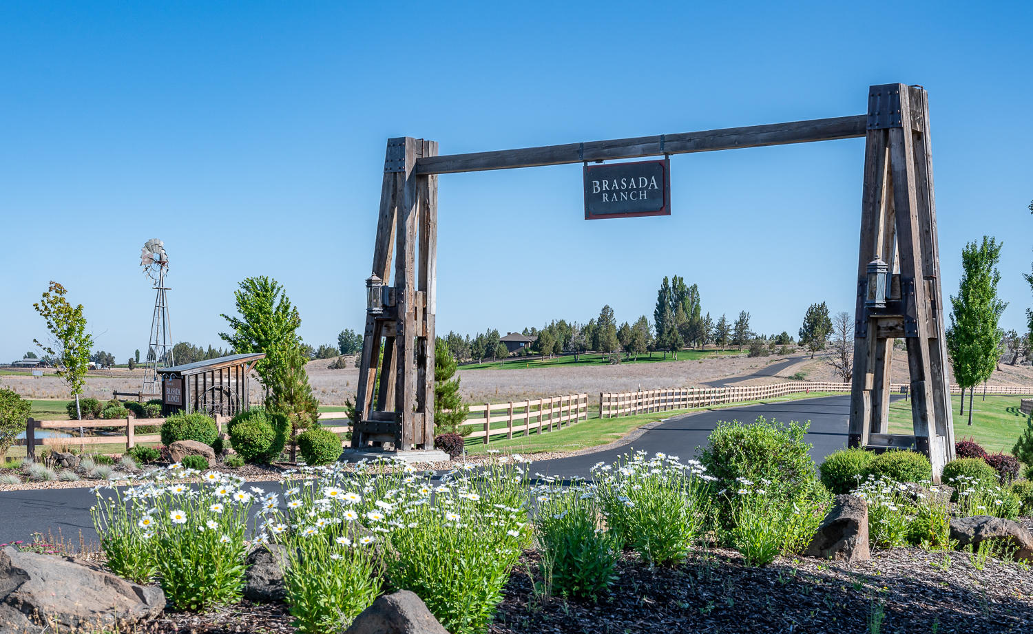 16687 South W Brasada Ranch Road Powell Butte, OR 97753 - Photo 6 of 37 Main Entrance- MLS-4441