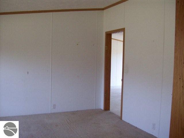 1695 Sensabaugh Road Lupton, MI 48635 - Photo 19 of 25 1750524-18.JPG