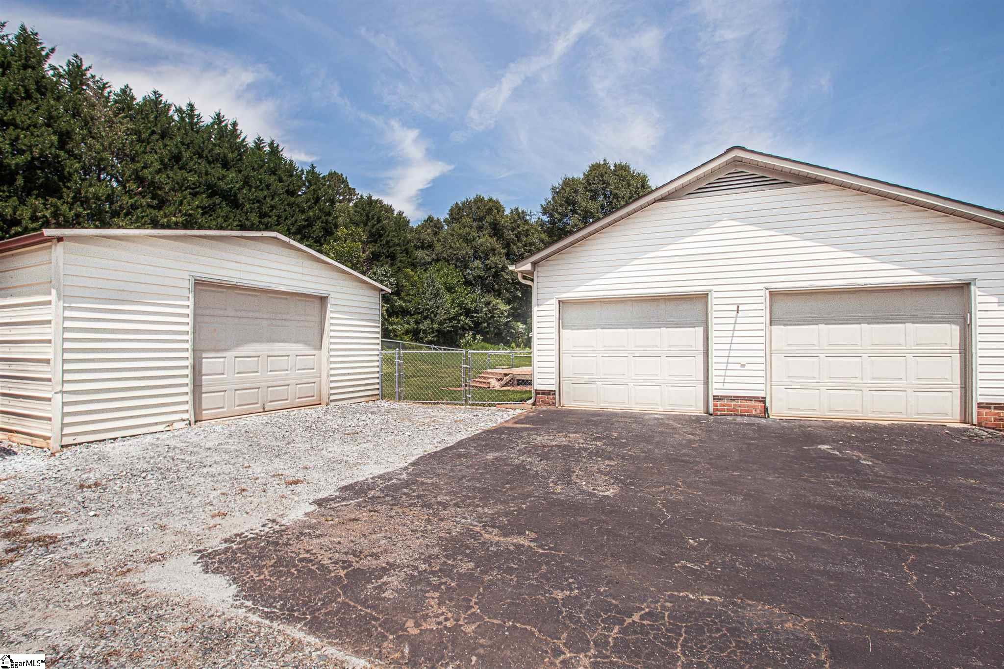 230 State Rd S-39-300 Pickens, SC 29671 - Photo 4 of 26