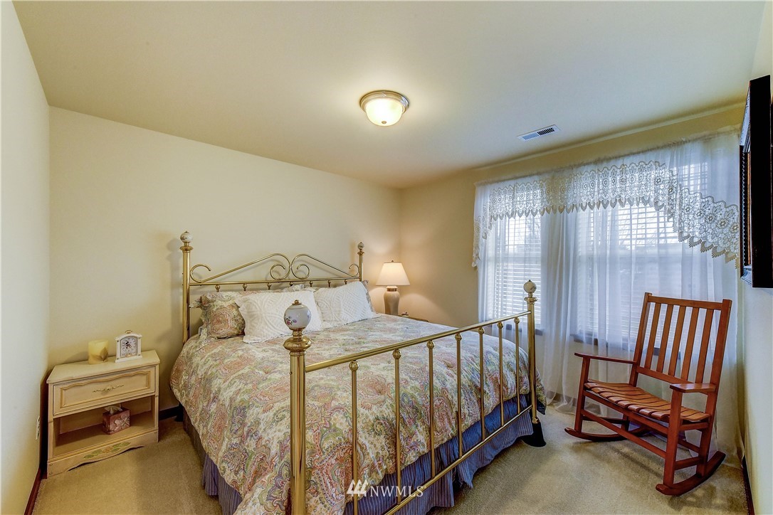 1024 Chestnut Loop Mount Vernon, WA 98274 - Photo 13 of 21 Gallery Image 13