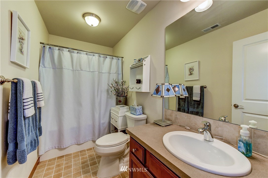 1024 Chestnut Loop Mount Vernon, WA 98274 - Photo 14 of 21 Gallery Image 14