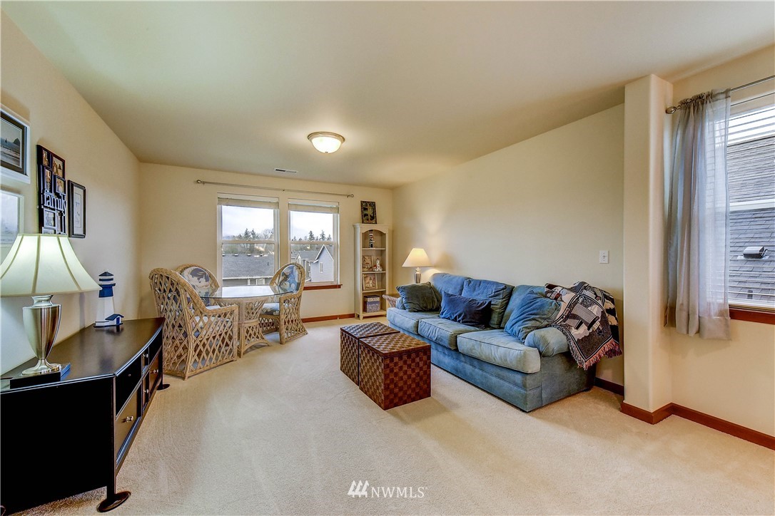 1024 Chestnut Loop Mount Vernon, WA 98274 - Photo 9 of 21 Gallery Image 9