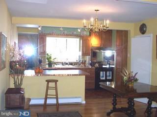 8318 MacArthur Road Wyndmoor, PA 19038 - Photo 4 of 6 Gallery Image 4
