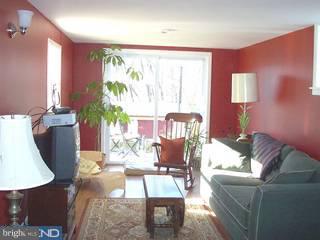 8318 MacArthur Road Wyndmoor, PA 19038 - Photo 6 of 6 Gallery Image 6