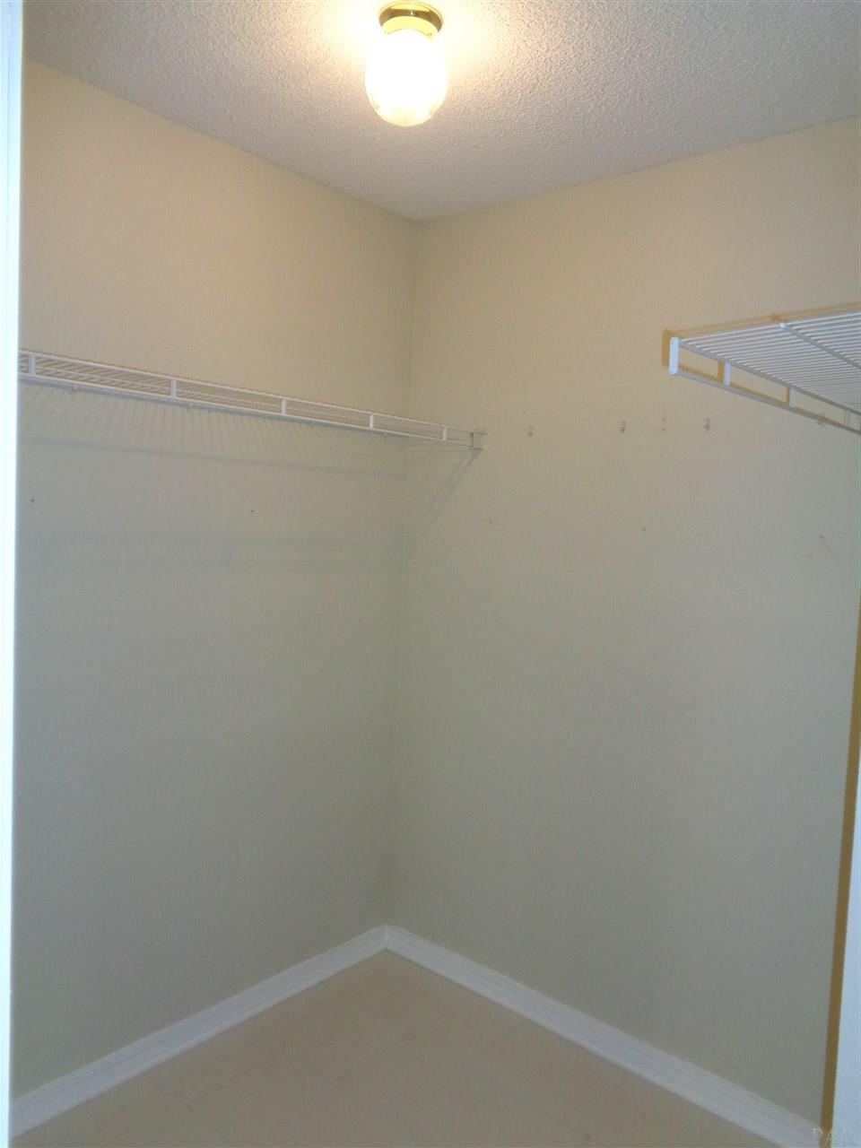 595 Riola Place Pensacola, FL 32506 - Photo 13 of 34 Gallery Image 13