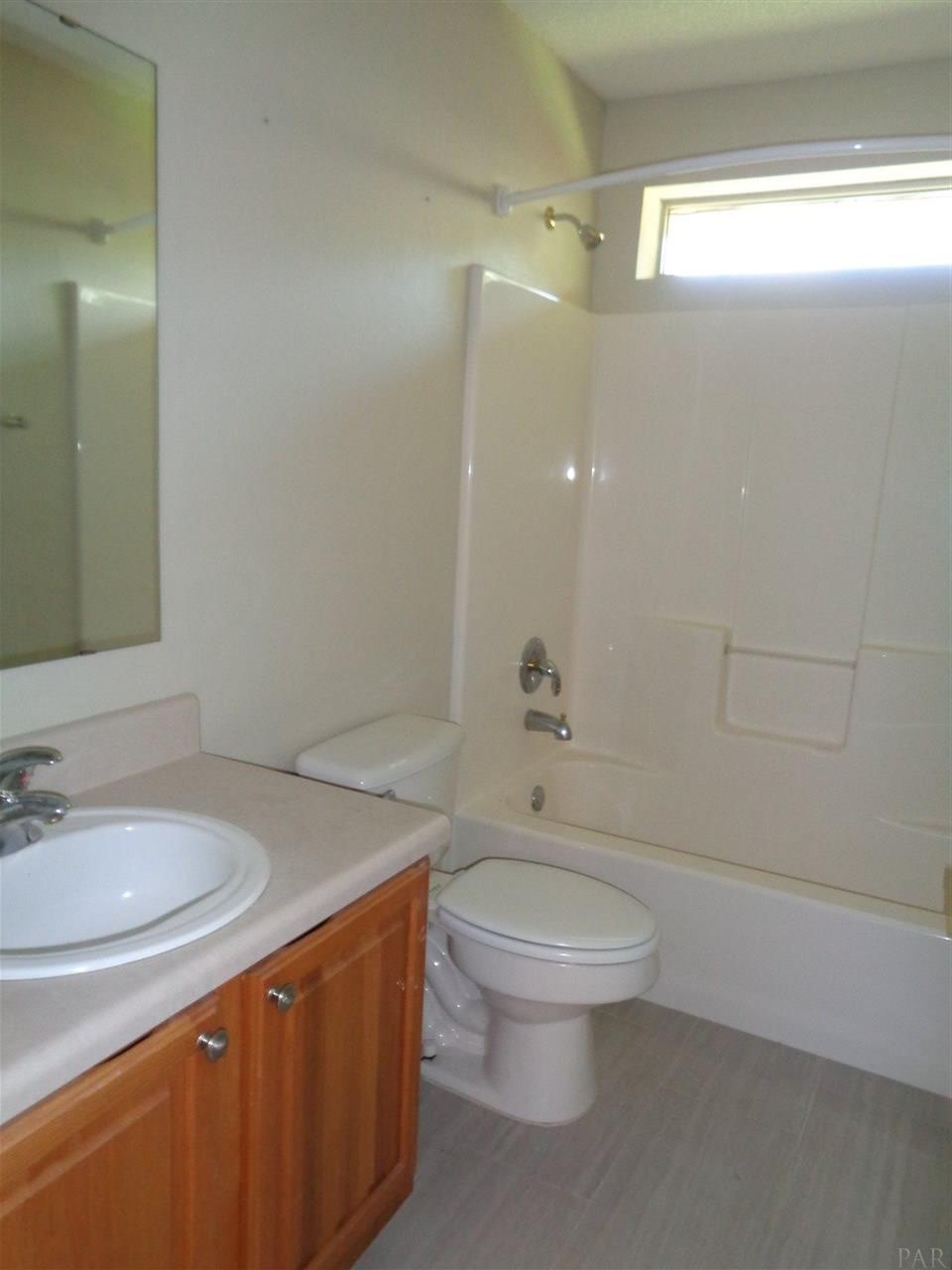 595 Riola Place Pensacola, FL 32506 - Photo 26 of 34 Gallery Image 26