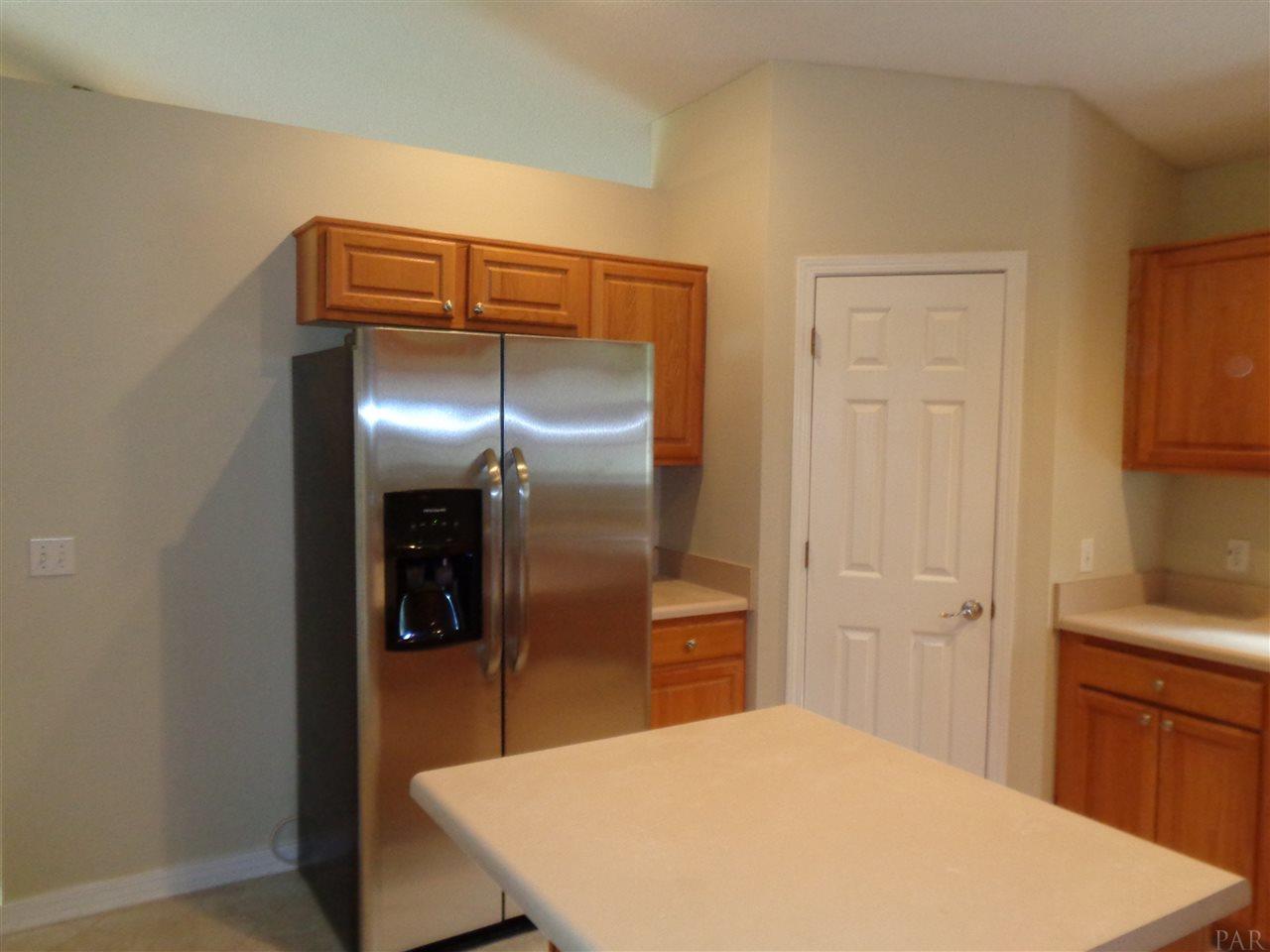 595 Riola Place Pensacola, FL 32506 - Photo 8 of 34 Gallery Image 8