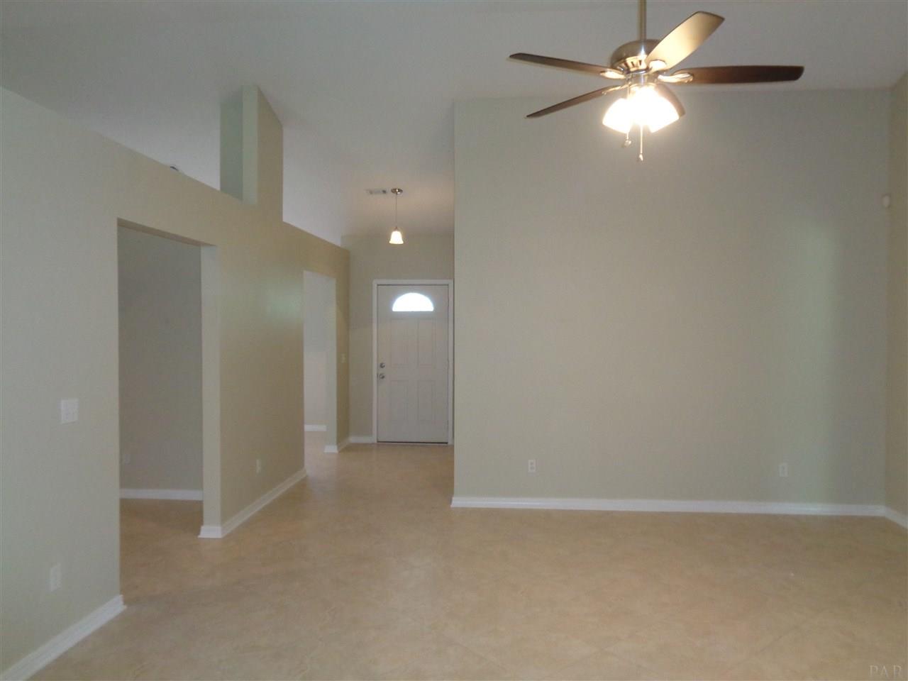 595 Riola Place Pensacola, FL 32506 - Photo 9 of 34 Gallery Image 9