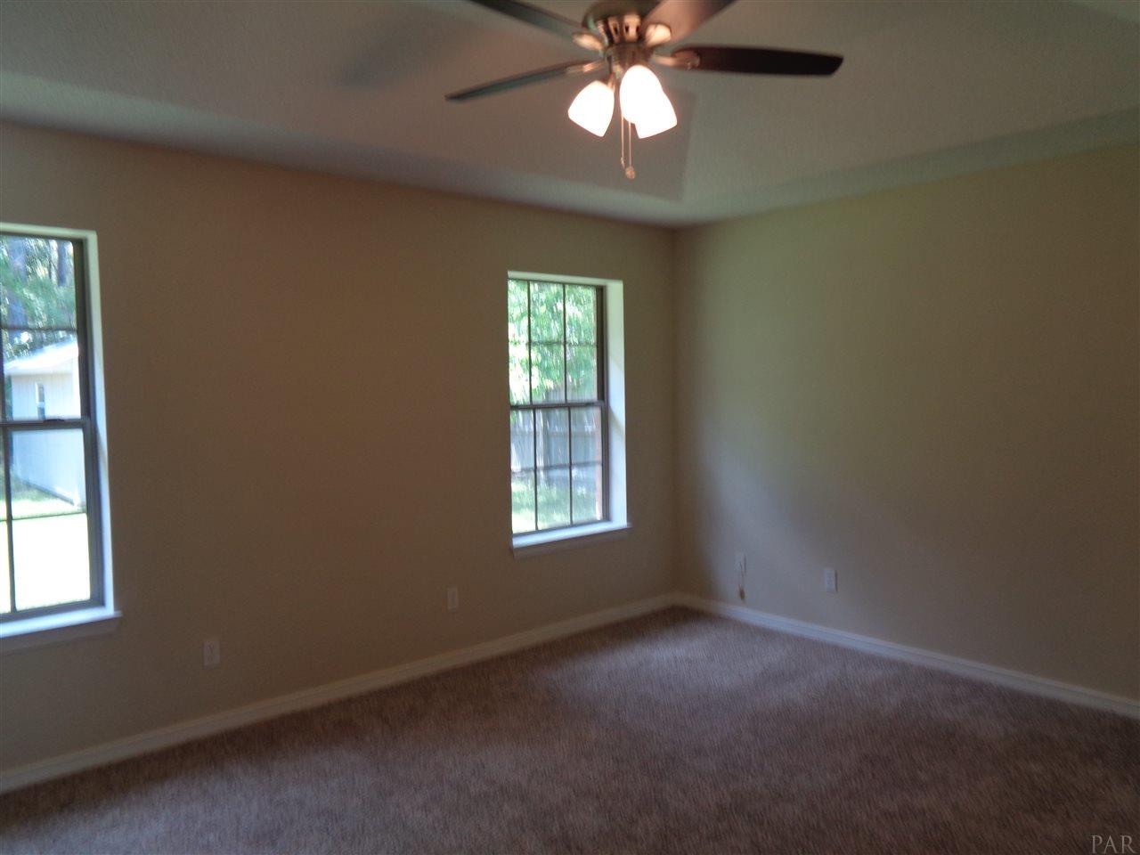 595 Riola Place Pensacola, FL 32506 - Photo 10 of 34 Gallery Image 10