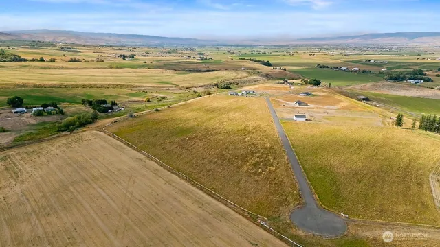 $399,000 | 411-nka) Rolling Hill Drive, Ellensburg, WA 98926