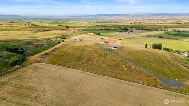 $399,000 | 411-nka) Rolling Hill Drive, Ellensburg, WA 98926