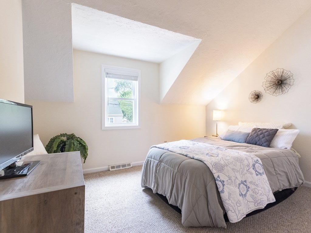 308 Cumberland Road, Unit 308 Lowell, MA 01850 - Photo 15 of 17 Gallery Image 15