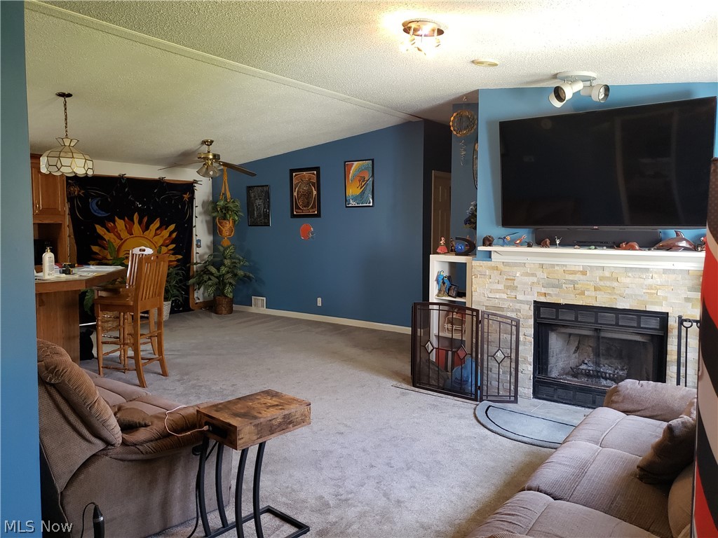 13661 Ravenna Road Chardon, OH 44024 - Photo 9 of 35 Gallery Image 9