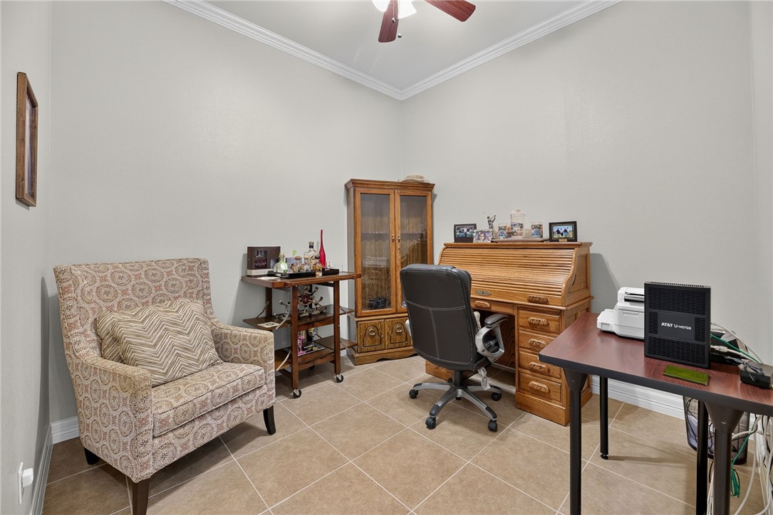 6934 Wooldridge Road, Unit C Corpus Christi, TX 78414 - Photo 4 of 26