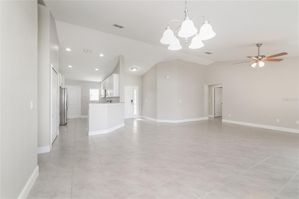 419 Britten Drive Kissimmee, FL 34758 - Photo 4 of 16