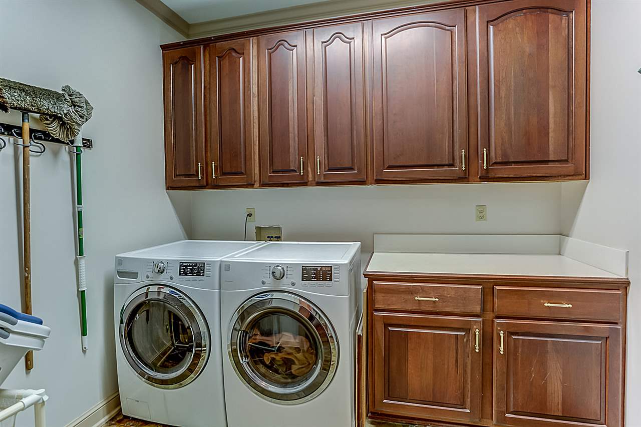 9861 East Holmes Road Collierville, TN 38017 - Photo 17 of 24
