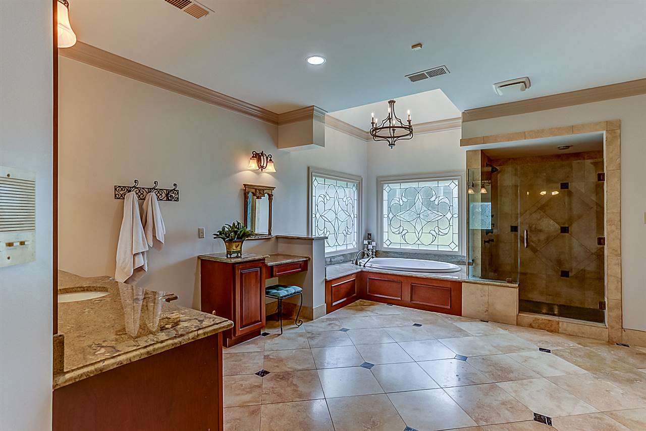 9861 East Holmes Road Collierville, TN 38017 - Photo 9 of 24