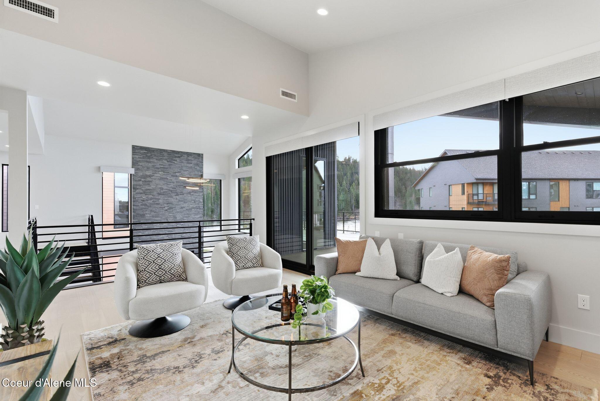 3092 North Atlas Road Coeur D'Alene, ID 83814 - Photo 23 of 41 Loft Bar