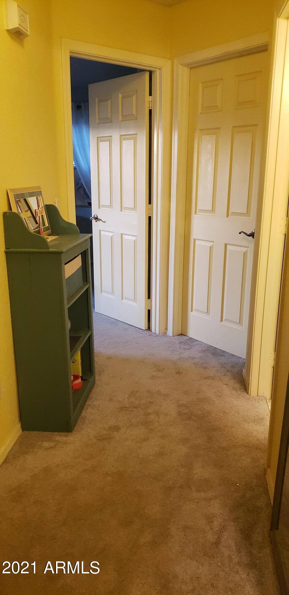 17606 North 17th Place, Unit 1033 Phoenix, AZ 85022 - Photo 16 of 23 hallway