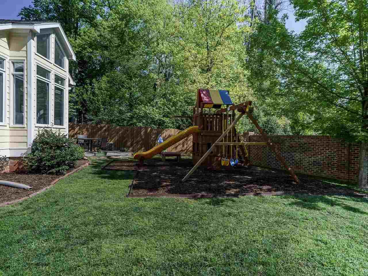 2347 Hales Road Raleigh, NC 27608 - Photo 26 of 29 Photo 26