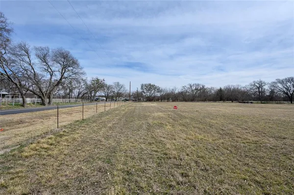 $280,000 | 9061 Crow Wright Road, Sanger, TX 76266