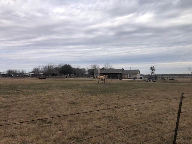 9061 Crow Wright Road Sanger, TX 76266 - Photo 14 of 37