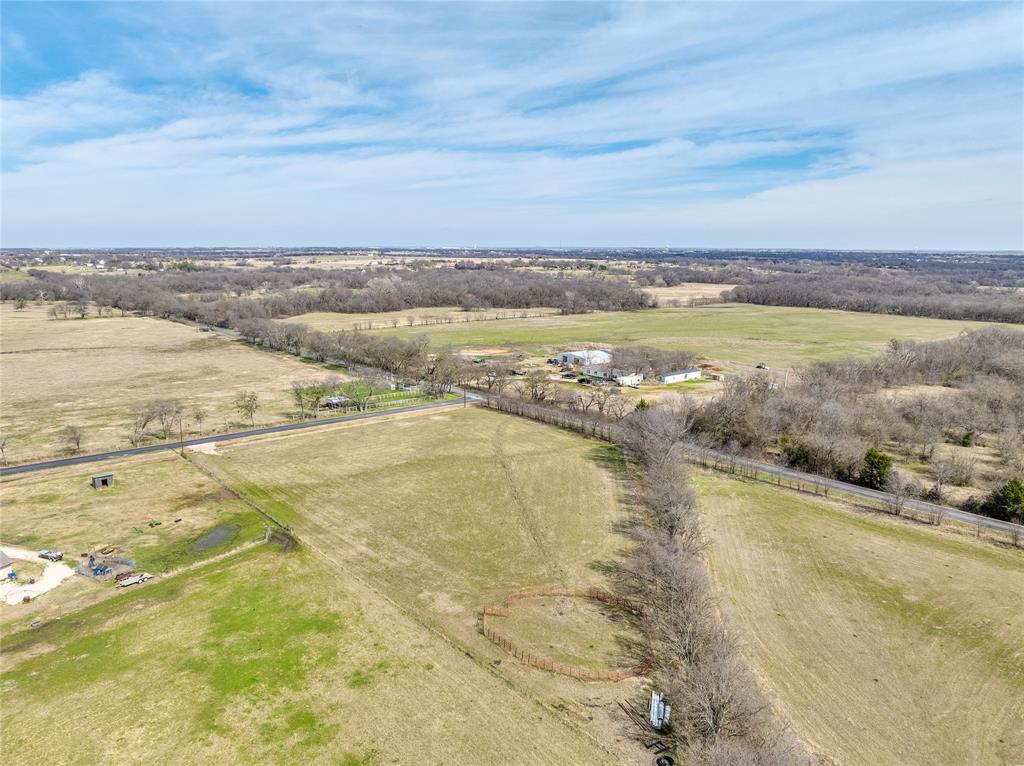 9061 Crow Wright Road Sanger, TX 76266 - Photo 25 of 37