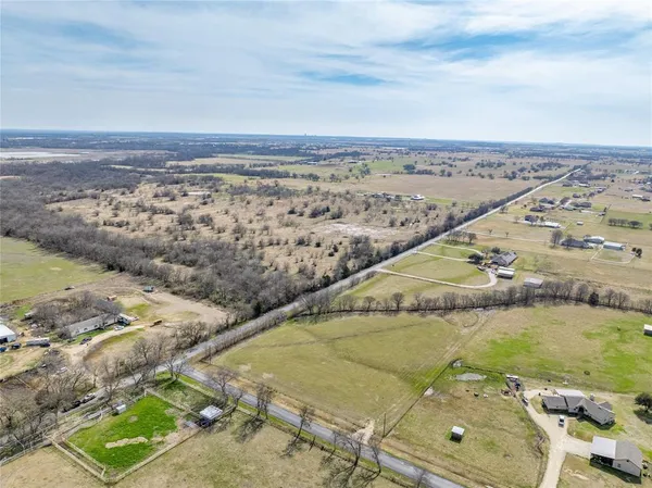 $280,000 | 9061 Crow Wright Road, Sanger, TX 76266
